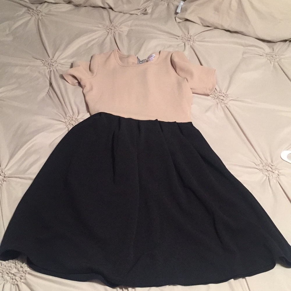 Lularoe Amelia M